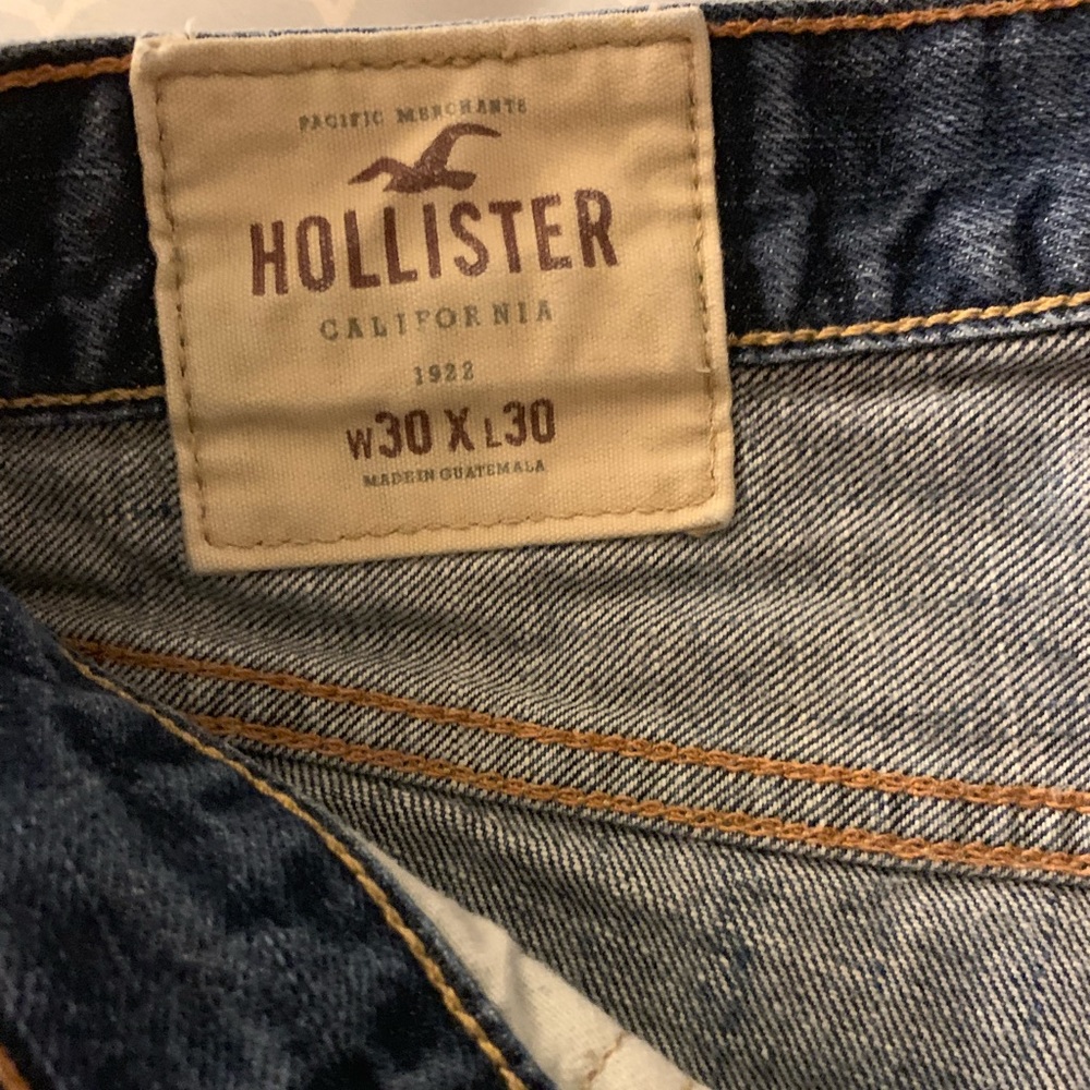 Size 30 hollister jeans for men